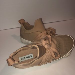 STEVE MADDEN Lancer Blush Shoes